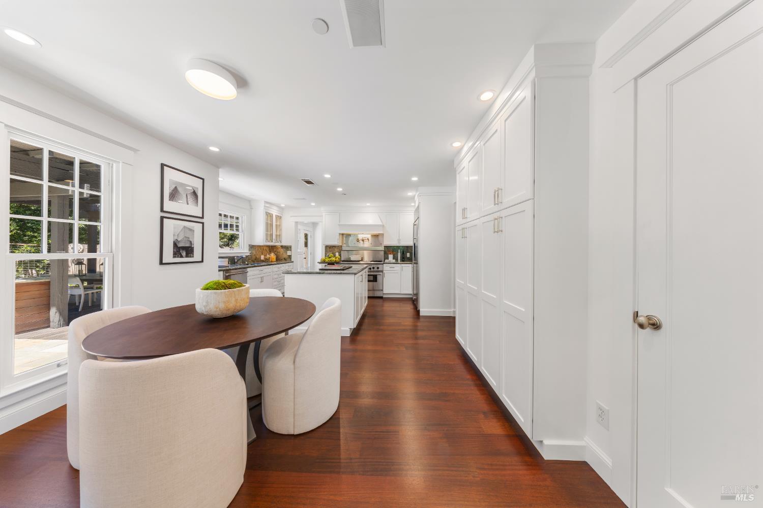 14 Sunny Oaks Drive