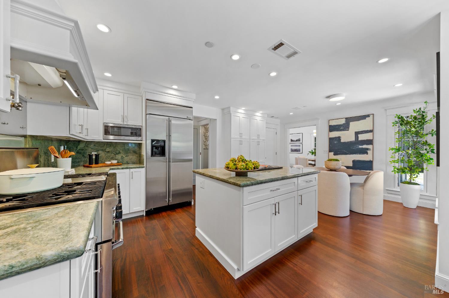 14 Sunny Oaks Drive