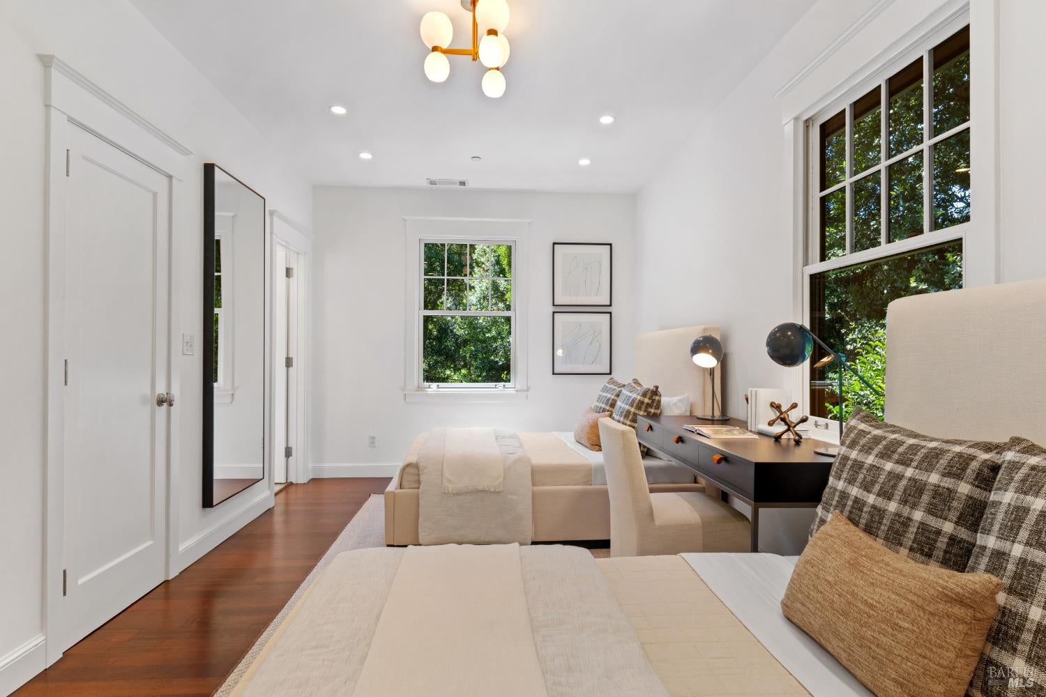 14 Sunny Oaks Drive