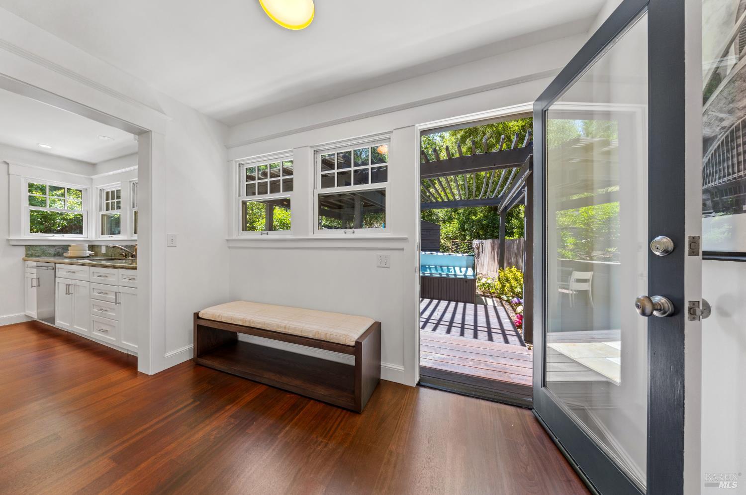 14 Sunny Oaks Drive