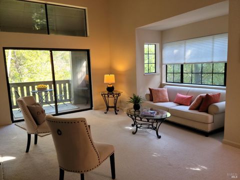 Photo of 178 Pelican Lane, Novato, CA 94949 (MLS # 326022815)