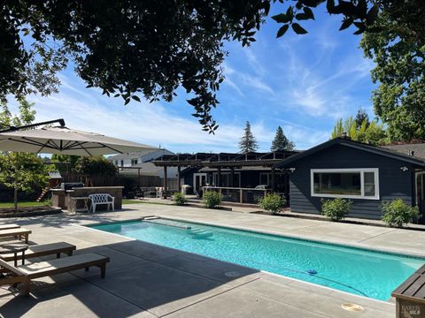 Photo of 1038 Lorraine Drive, Napa, CA 94558 (MLS # 326024359)