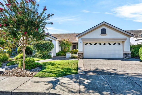 109 DEL WEBB DR, CLOVERDALE, CA 95425 - Image 95e1490f485f12e4b2c2f9af11a12e8d/379869433
