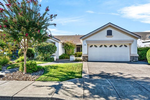 Photo of 109 Del Webb Drive, Cloverdale, CA 95425 (MLS # 326076897)