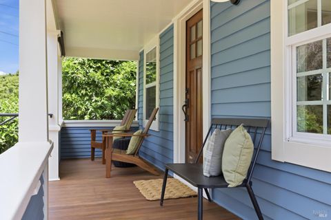 Photo of 417 F Street, Petaluma, CA 94952 (MLS # 326039128)