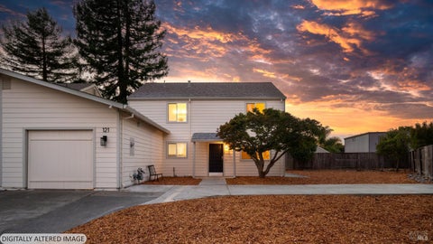 Photo of 121 Verde Court, Petaluma, CA 94954 (MLS # 326081710)