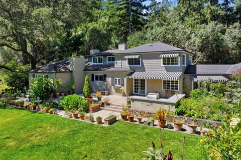 Photo of 1431 Manzanita Avenue, Santa Rosa, CA 95404 (MLS # 326063493)