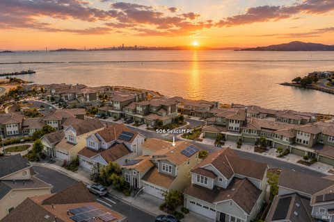Photo of 506 Seacliff Place, Richmond, CA 94801 (MLS # 326069071)