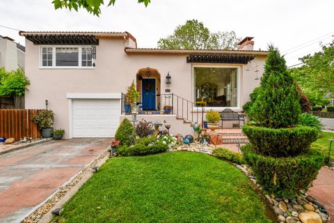 Photo of 404 Montgomery Street, Napa, CA 94559 (MLS # 326032960)