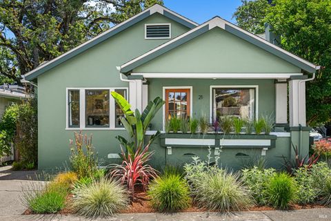 Photo of 21 Laurel Avenue, San Anselmo, CA 94960 (MLS # 326040769)