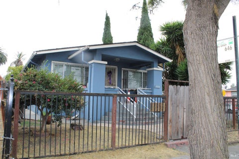 Photo of 1600 82nd Avenue, Oakland, CA 94621 (MLS # 326063990)