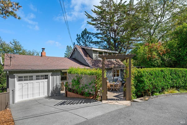 58 OAKLAND AVE, SAN ANSELMO, CA 94960 - Image 9a2b6511abde0867cf4e07a313a22d00/2546335624