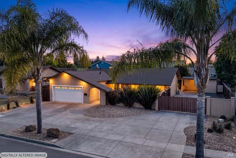Photo of 5469 Country Club Drive, Rohnert Park, CA 94928 (MLS # 326053890)