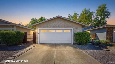 Photo of 2446 Micawber Lane, Santa Rosa, CA 95401 (MLS # 326016730)