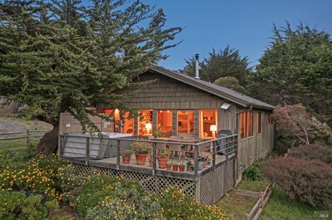 Photo of 20850 Highway 1, Jenner, CA 95450 (MLS # 326030084)