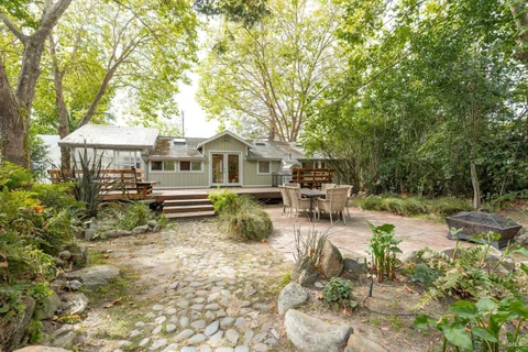 1901 Hwy 116 S, Sebastopol, CA 95472 - #: 326046656