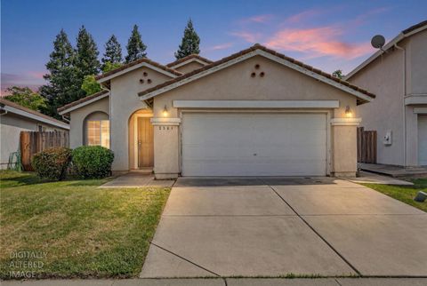 Photo of 3364 Calla Lily Way, Sacramento, CA 95833 (MLS # 226038563)