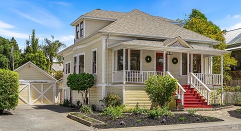 Photo of 1121 F Street, Petaluma, CA 94952 (MLS # 326044194)