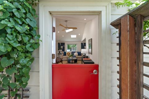 Photo of 914 W 6th Street, Benicia, CA 94510 (MLS # 326025083)