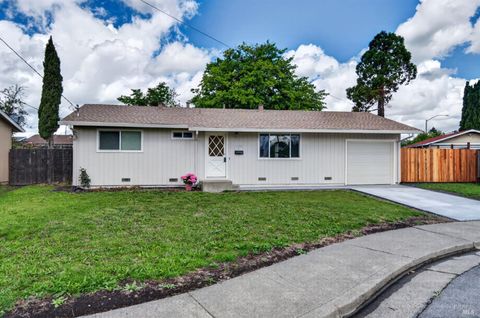 Photo of 1336 Ramona Lane, Petaluma, CA 94954 (MLS # 326022074)