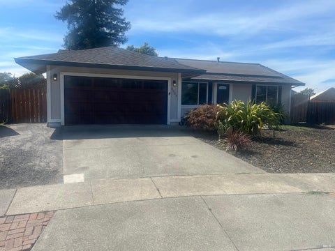 Photo of 2521 Joseph Court W, Santa Rosa, CA 95407 (MLS # 326071122)