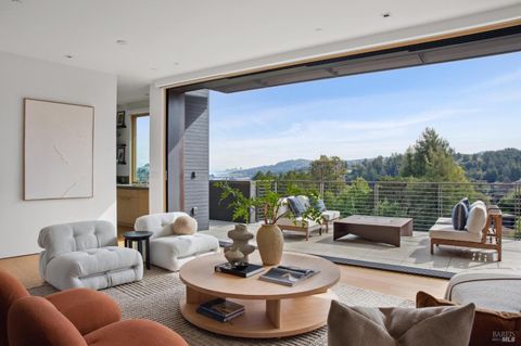 Photo of 2 Upper Alcatraz Place, Mill Valley, CA 94941 (MLS # 326016540)