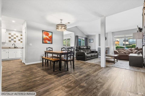 Photo of 3005 Aurora Court, Santa Rosa, CA 95405 (MLS # 326081616)