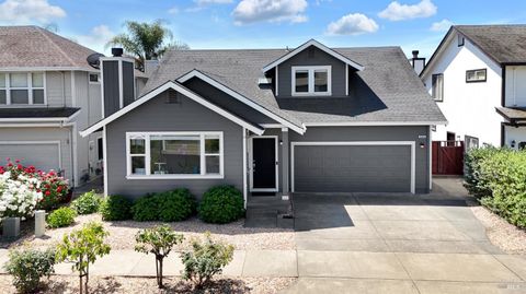 Photo of 888 Starr Circle, Windsor, CA 95492 (MLS # 326036137)