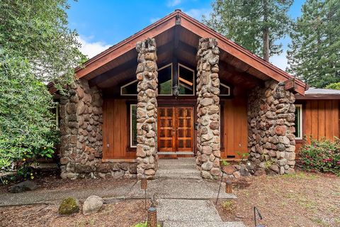 Photo of 2425 Rancho Cabeza Drive, Santa Rosa, CA 95404 (MLS # 326029429)