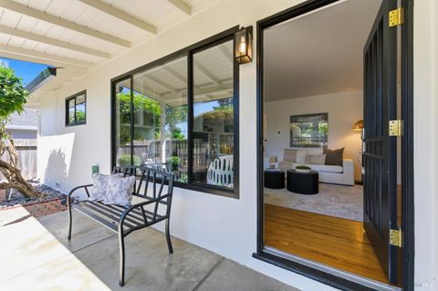 Photo of 1130 Shetler Avenue, Napa, CA 94559 (MLS # 326030222)