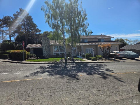 Photo of 389 Valle Vista Avenue, Vallejo, CA 94590 (MLS # 326086103)