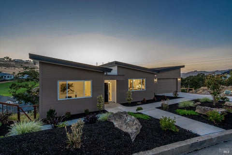 Photo of 3729 Deauville Place, Santa Rosa, CA 95403 (MLS # 326057768)