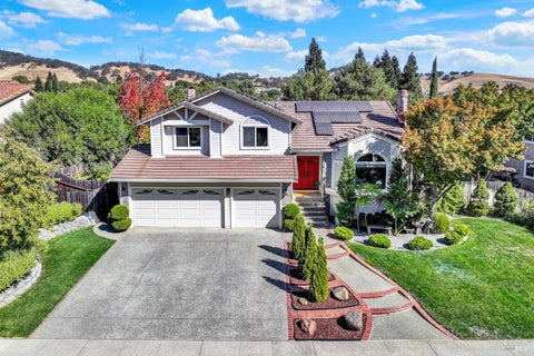 Photo of 2725 Seminole Drive, Fairfield, CA 94534 (MLS # 326083133)