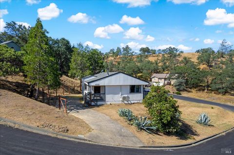 Photo of 1001 Eastridge Drive, Napa, CA 94558 (MLS # 326044528)