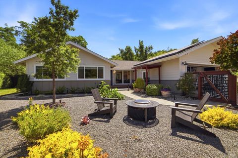 Photo of 88 Calistoga Road, Santa Rosa, CA 95409 (MLS # 326044259)