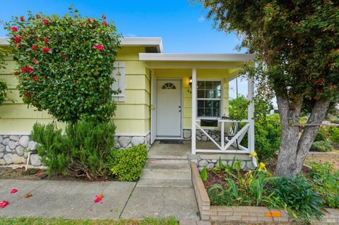 Photo of 691 Annette Avenue, Vallejo, CA 94591 (MLS # 326027432)