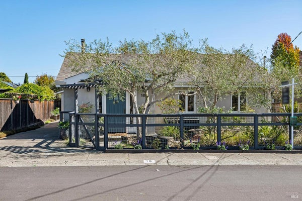 16 NELSON AVE, MILL VALLEY, CA 94941 - Image a35a578eab811b6a0ee4d4ffdfcd2b9e/1878779104