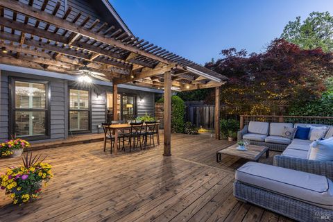 Photo of 1922 Oak Circle, Yountville, CA 94599 (MLS # 326026448)