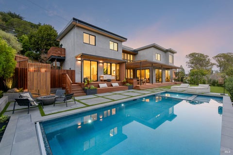 Photo of 107 Montford Avenue, Mill Valley, CA 94941 (MLS # 326086170)