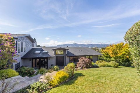 Photo of 25 Mark Terrace, Tiburon, CA 94920 (MLS # 326026225)