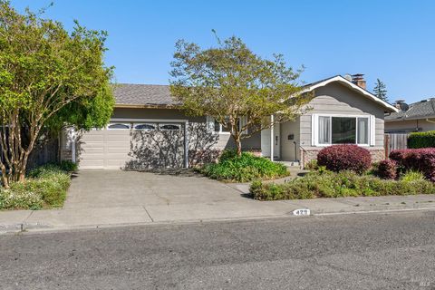 Photo of 429 Eileen Drive, Sebastopol, CA 95472 (MLS # 326023625)