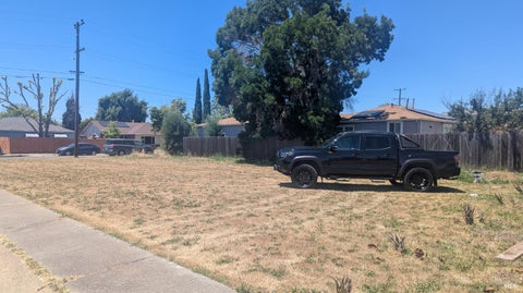 Photo of 1 Carolina Street, Vallejo, CA 94591 (MLS # 326051700)