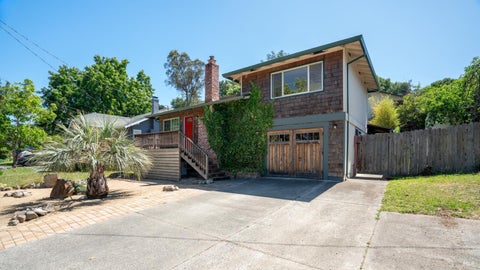 Photo of 193 Webster Street, Petaluma, CA 94952 (MLS # 326048184)