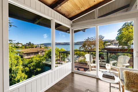 Photo of 730 W I Street, Benicia, CA 94510 (MLS # 326062840)