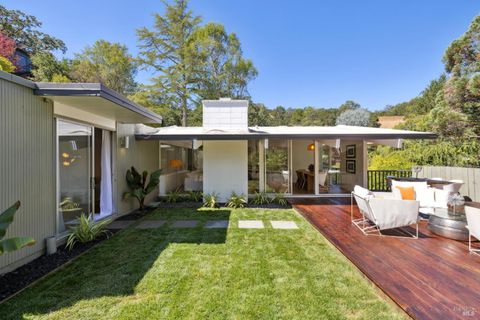 Photo of 876 Las Ovejas Avenue, San Rafael, CA 94903 (MLS # 326006357)