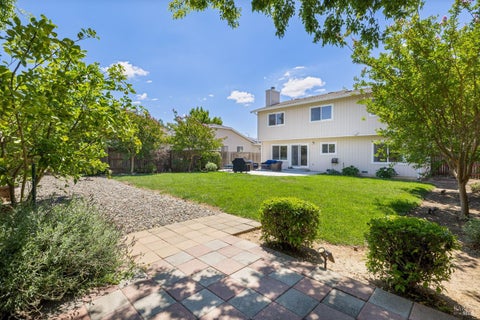 Photo of 1306 Rebecca Drive, Suisun City, CA 94585 (MLS # 326047733)