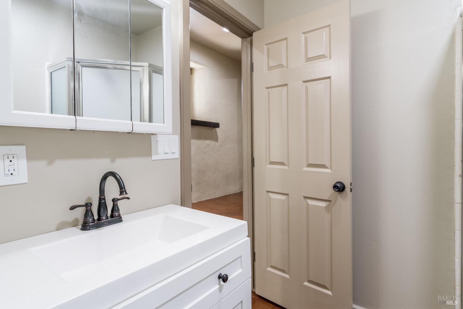 Ukiah, California, 95482, United States, 3 Bedrooms Bedrooms, ,3 BathroomsBathrooms,Residential,Active,2019494