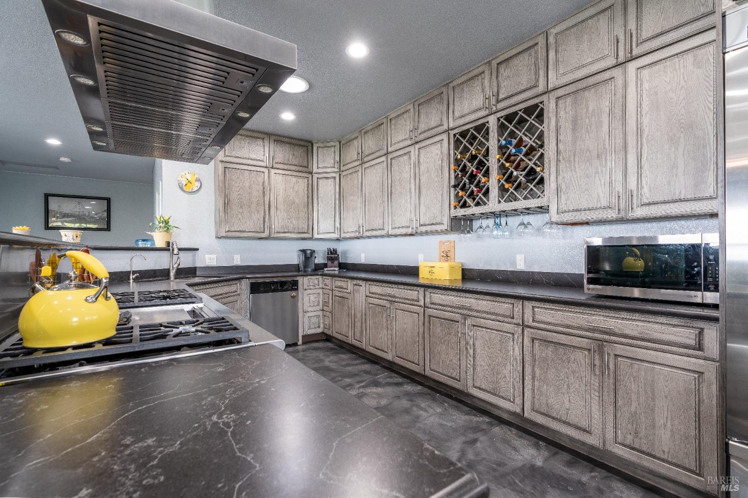Ukiah, California, 95482, United States, 3 Bedrooms Bedrooms, ,3 BathroomsBathrooms,Residential,Active,2019494