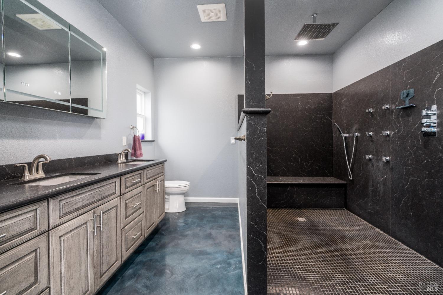 Ukiah, California, 95482, United States, 3 Bedrooms Bedrooms, ,3 BathroomsBathrooms,Residential,Active,2019494