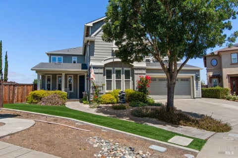 Photo of 366 Silas Court, Benicia, CA 94510 (MLS # 326047989)